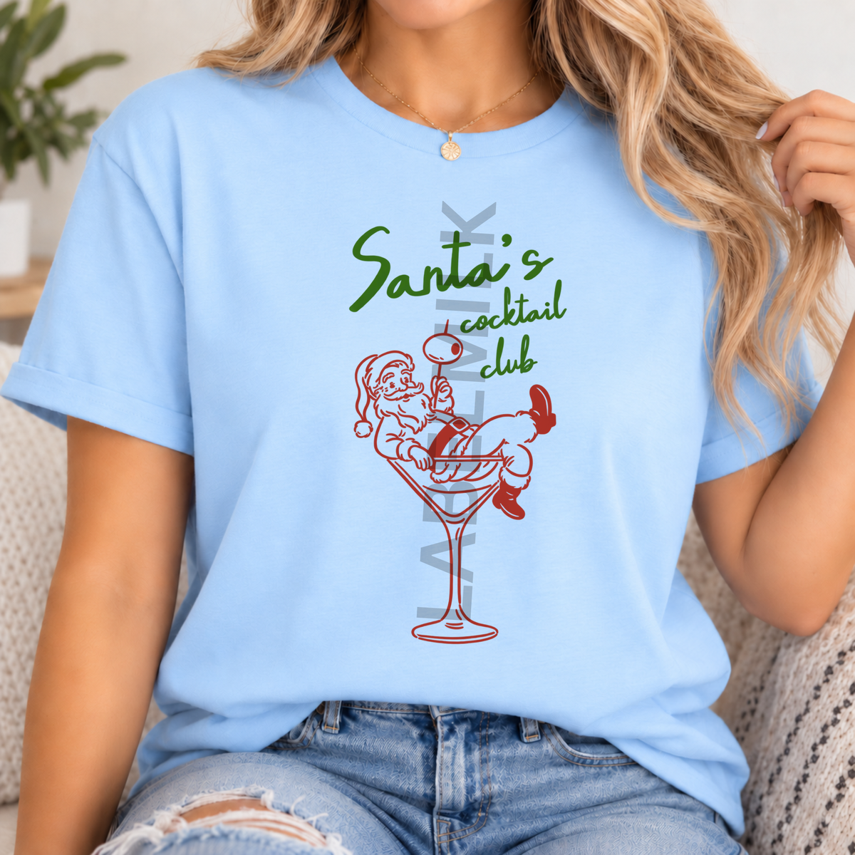 Santa's Cocktail Club - Adults Funny Christmas T-Shirt